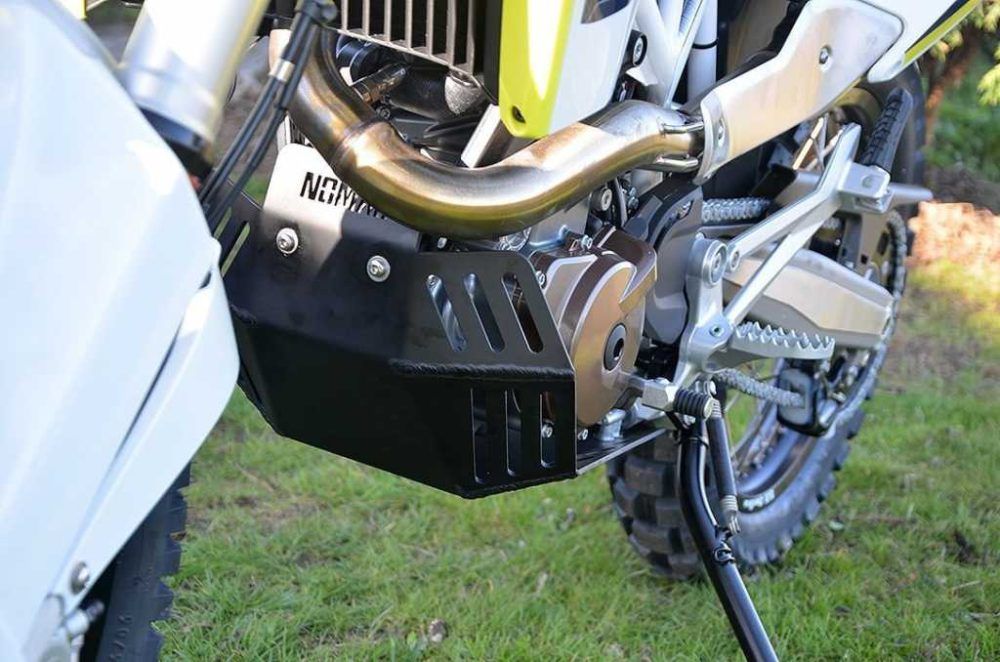 Cubre carter Nomad aluminio Husqvarna 701 2