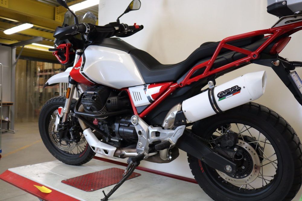 Silencioso GPR Moto Guzzi V85 TT - Imagen 4