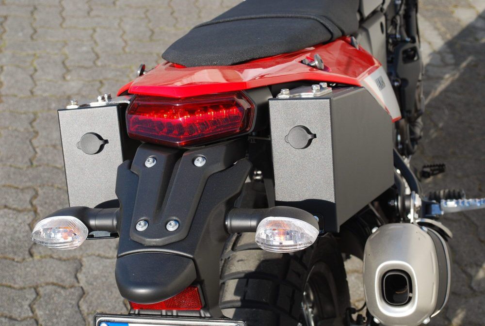 Caja de herramientas Yamaha Tenere 700 T7 - Imagen 3