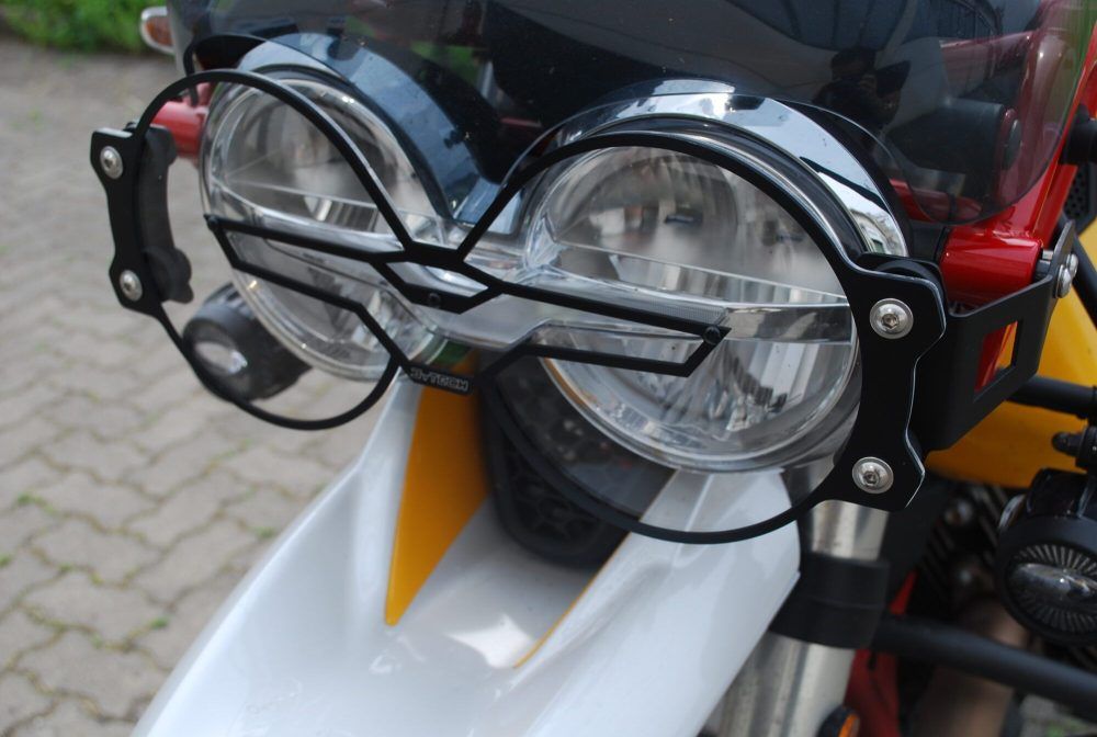 Protector faro Moto Guzzi V85 TT - Imagen 2
