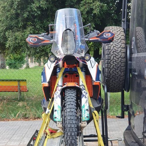 Motorcycle Rear Rack Structure Rear motorcycle rack for car and van | Viejos Pistones