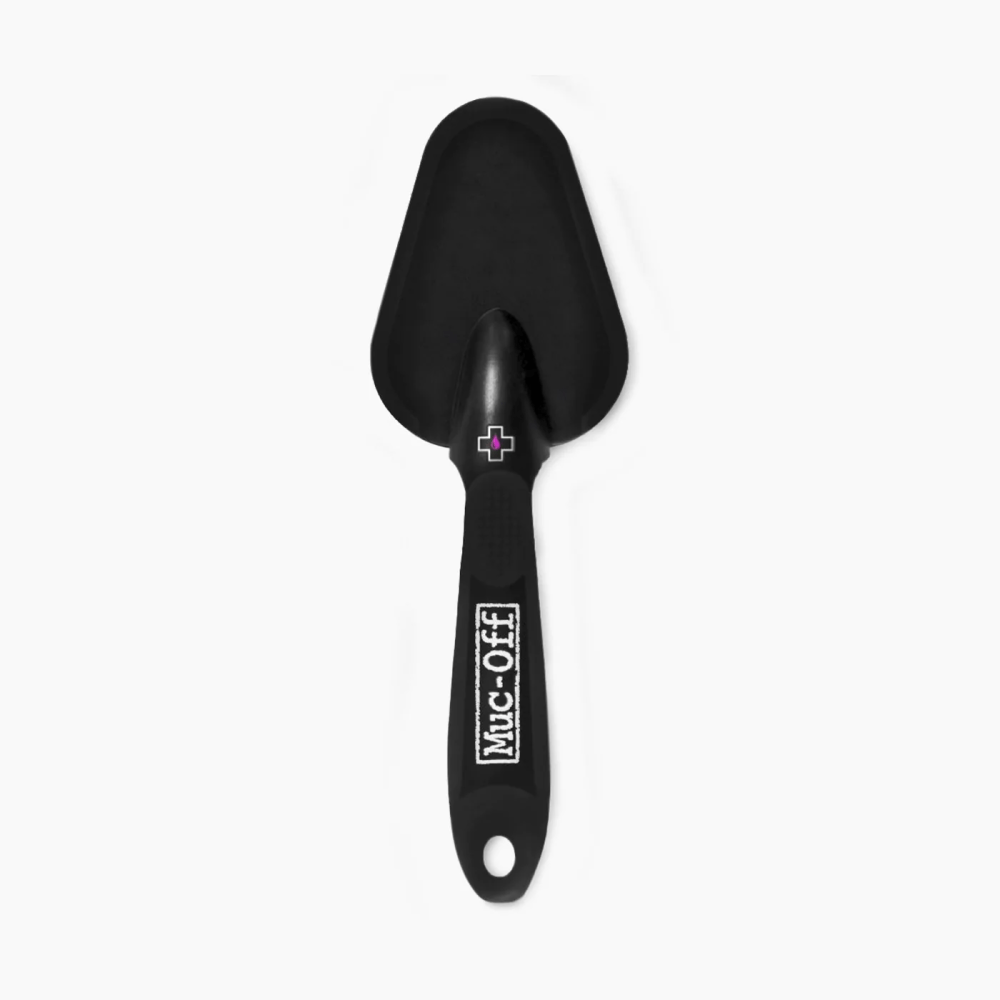 detailing brush